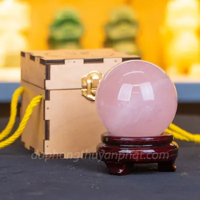 Quả Cầu Thạch Anh Hồng 0,65kg - 7,8cm - M0573