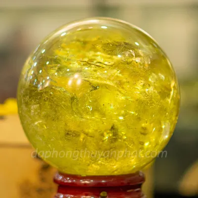 Quả Cầu Phong Thủy Đá Thạch Anh Vàng 3.64kg - 13.5cm AH005