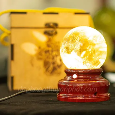 Quả Cầu Phong Thủy Đá Thạch Anh Vàng 0.66kg - 8cm