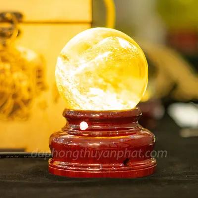 Quả Cầu Phong Thủy Đá Thạch Anh Vàng 0.58kg - 7.5cm AH017