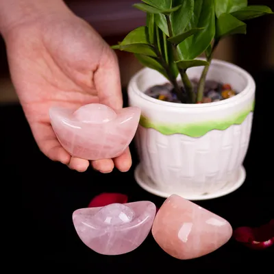 Kim Nguyên Bảo (Thỏi Vàng) Đá Thạch Anh Hồng - M22706 (Mẫu 3)