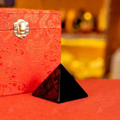Kim Tự Tháp Phong Thủy Obsidian Đen - 0,17kg - M2920017