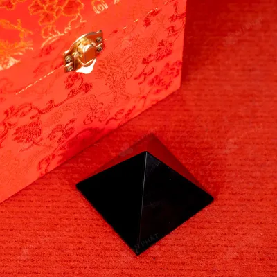 Kim Tự Tháp Phong Thủy Obsidian Đen - 0,171kg - M29200171