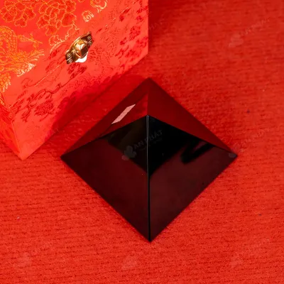 Kim Tự Tháp Phong Thủy Obsidian Đen - 0,83kg - M2920083