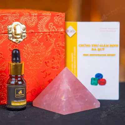 Kim Tự Tháp Phong Thủy Thạch Anh Hồng - 0,25kg - M2918025