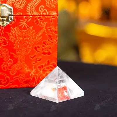 Kim Tự Tháp Phong Thủy Thạch Anh Trắng - 0,1kg - M291901