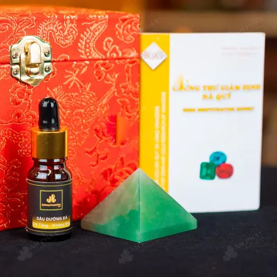 Kim Tự Tháp Phong Thủy Thạch Anh Xanh - 0,096kg - M29210096