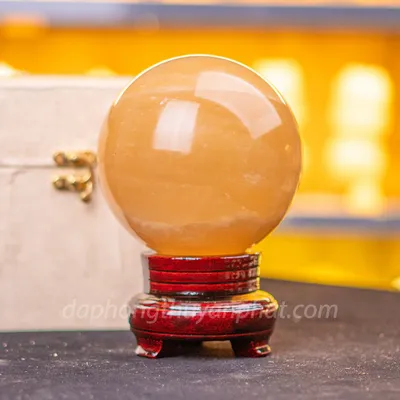 Quả Cầu Phong Thủy Canxit Vàng 11cm - M1660