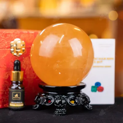 Quả Cầu Phong Thủy Canxit Vàng - 1,5kg - M290615