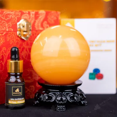 Quả Cầu Đá Phong Thủy Hoàng Long (Onyx) Vàng - 0,7kg - M183607