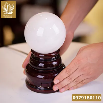 Quả Cầu Thạch Anh Trắng 1,83kg, Quà Tặng Phong Thủy - M06064