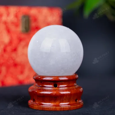 Quả Cầu Phong Thủy Đá Thạch Anh Trắng - 0,81Kg - M0606081