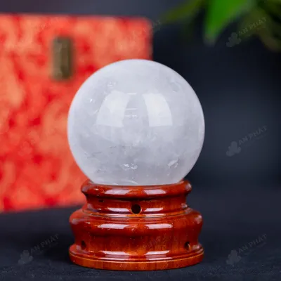 Quả Cầu Phong Thủy Đá Thạch Anh Trắng - 0,84Kg - M0606084