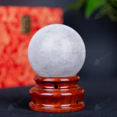 Quả Cầu Phong Thủy Đá Thạch Anh Trắng - 0,87Kg - M0606087