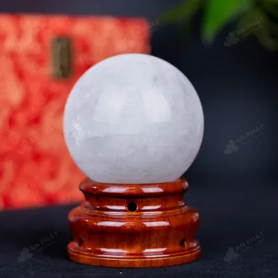 Quả Cầu Phong Thủy Đá Thạch Anh Trắng - 0,921Kg - M06060921
