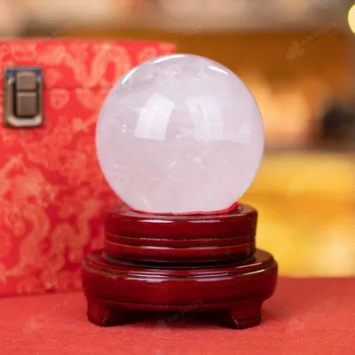 Quả Cầu Phong Thủy Đá Thạch Anh Trắng - 1,24Kg - M2824124