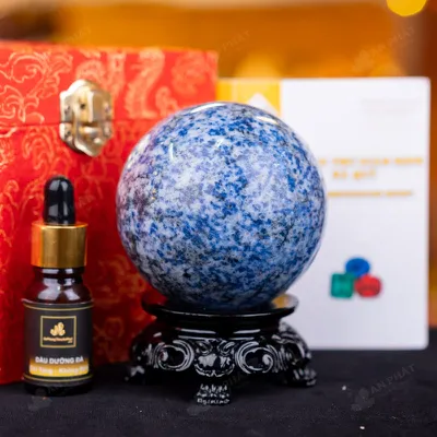 Quả Cầu Sodalite Xanh Nước Biển - 0,65kg - M0555065