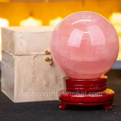 Quả Cầu Phong Thủy Đá Thạch Anh Hồng Có Sao* 3,75kg - 13,5cm M09442