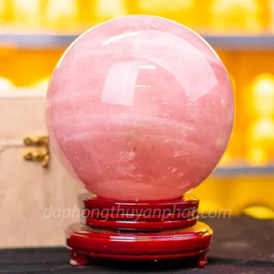 Quả Cầu Phong Thủy Đá Thạch Anh Hồng Có Sao* 7,34kg - 17cm - M057315