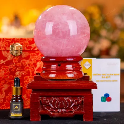 Quả Cầu Phong Thủy Đá Thạch Anh Hồng 5A - 1,8kg - M238118