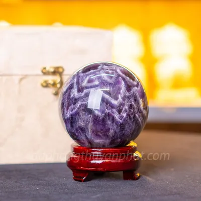 Qủa Cầu Phong Thủy Đá Thạch Anh Tím 1.14kg - 9cm M259810
