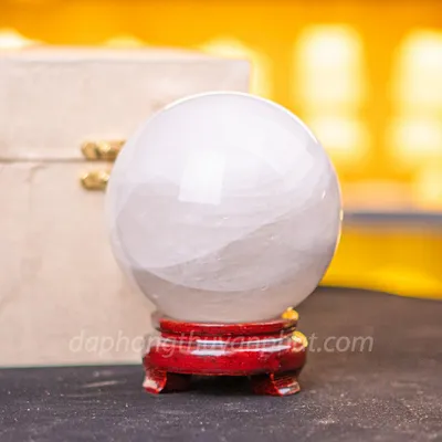 Quả Cầu Phong Thuỷ Thạch Anh Trắng 1,87kg - M06068
