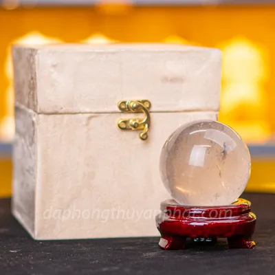 Qủa Cầu Phong Thủy Đá Thạch Anh Trắng 0,55kg 7cm M03870