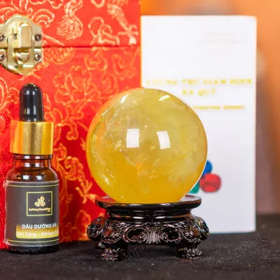 Quả Cầu Phong Thủy Đá Thạch Anh Vàng 2A Có Sao - 0,261kg - M26060261