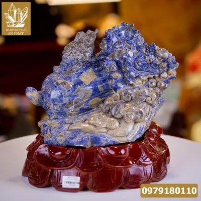 Quà Tặng Phong Thủy Cao Cấp "Thiềm Thừ (Cóc) Cưỡi Bắp Cải Lapiz Lazurite Xanh Tự Nhiên" - M15631