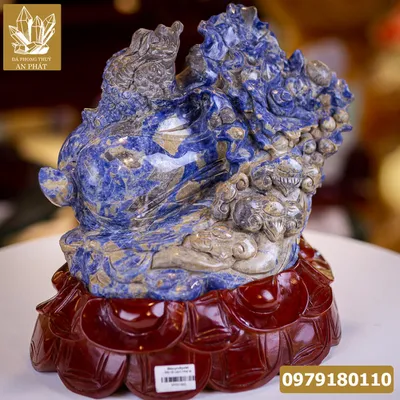 Quà Tặng Phong Thủy Cao Cấp "Thiềm Thừ (Cóc) Cưỡi Bắp Cải Lapiz Lazurite Xanh Tự Nhiên" - M15631
