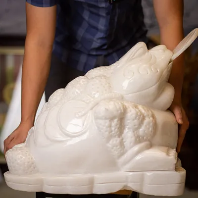 Thiềm Thừ (Cóc 3 Chân, Cóc Ngậm Tiền) Ngọc Marble ~110kg 