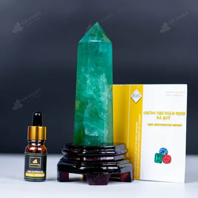 Trụ Đá Fluorite Xanh - 0,59kg - M0752059