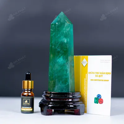 Trụ Đá Fluorite Xanh - 0.72kg - M0752072