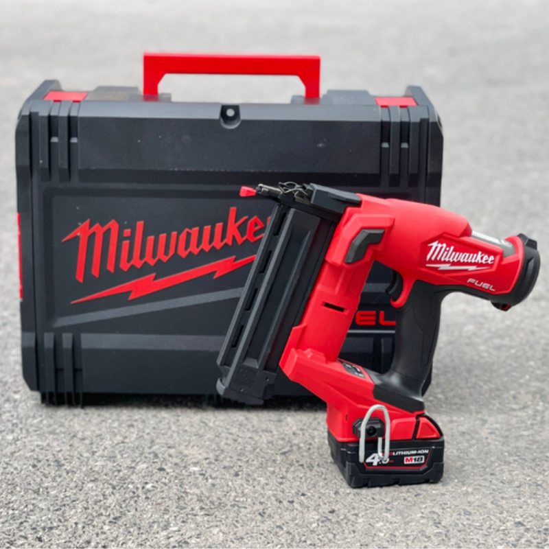 máy bắn đinh M18  FN18GS-OXO được đựng trong thùng chính hãng