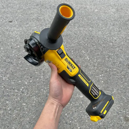 Máy mài góc DeWALT DCG409VSN-B1 có chỉnh tốc độ
