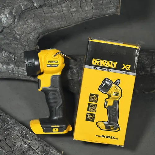 Đèn Led dùng pin 20V max Dewalt DCL040