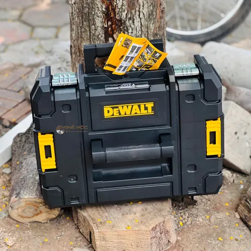 Hộp dụng cụ Dewalt DWST17807