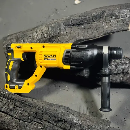 Máy khoan bê tông pin DeWALT 18V DCH133N