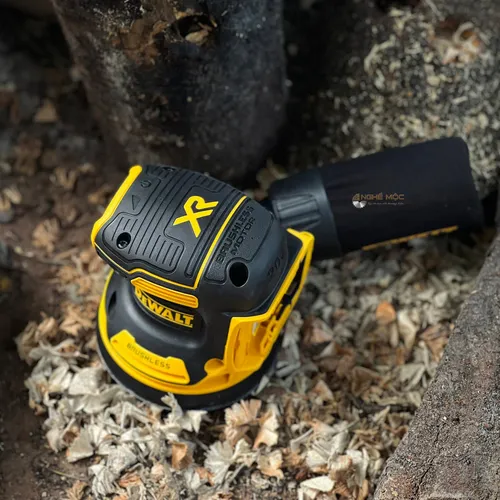 Máy chà nhám tròn dewalt DCW210B