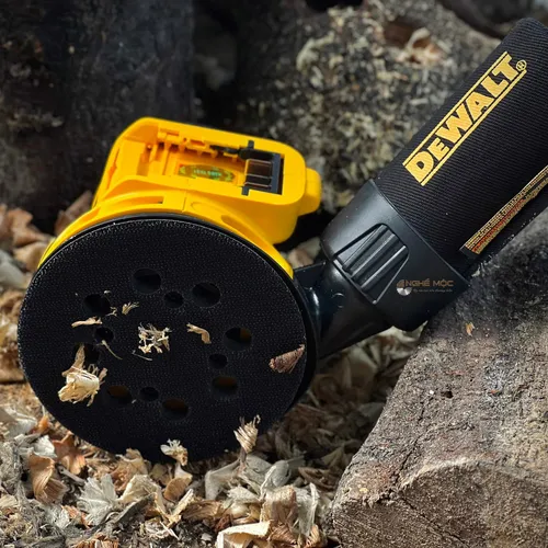 Máy chà nhám tròn dewalt DCW210B