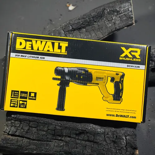Máy khoan bê tông pin DeWALT 18V DCH133N
