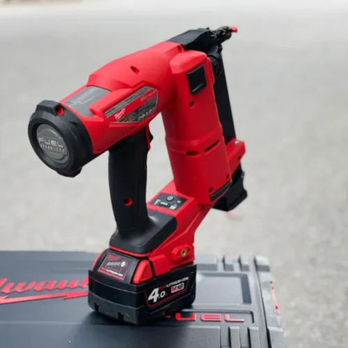 Máy bắn đinh Milwaukee M18 FN18GS