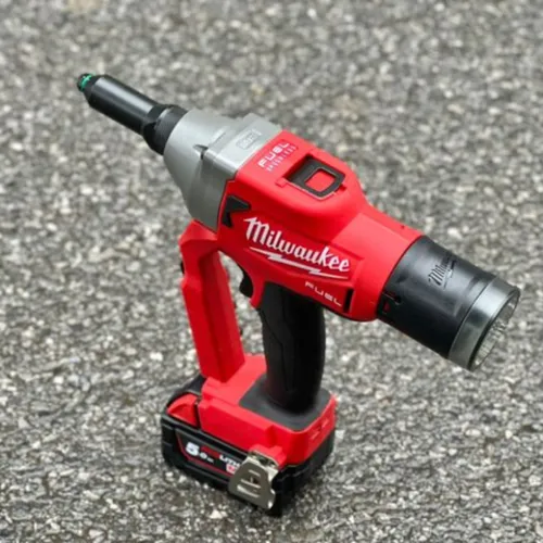 Máy bắn đinh rút Milwaukee M18 FRT