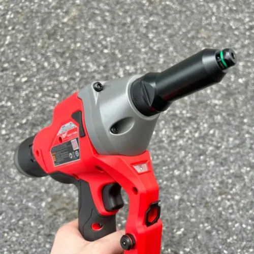 Máy bắn đinh rút Milwaukee M18 FRT
