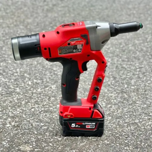 Máy bắn đinh rút Milwaukee M18 FRT