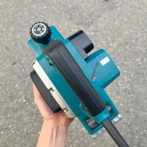 Máy bào gỗ MAKITA - M1901B
