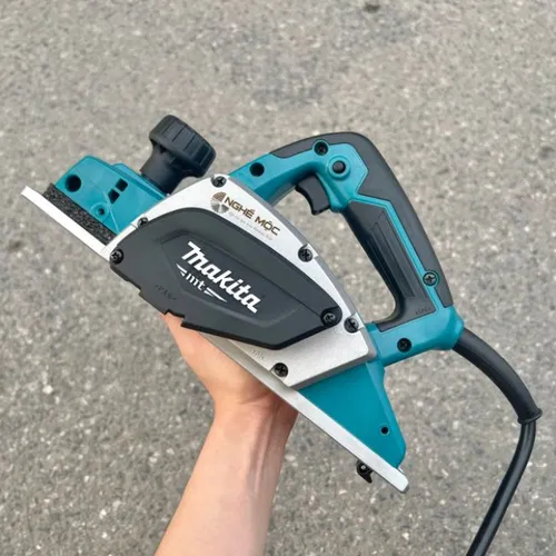 Máy bào gỗ MAKITA - M1901B