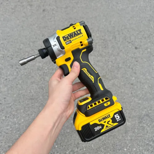 Máy bắt vít dùng pin Dewalt DCF860N