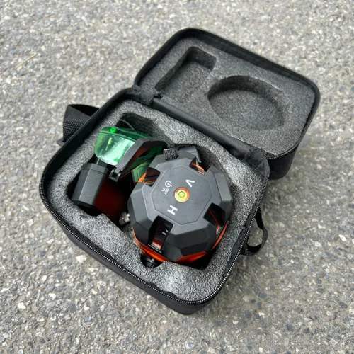 Máy cân mực 5 tia SFUNPRO SF 6605CG (tia xanh)