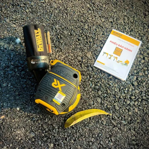 Máy chà nhám tròn dewalt DCW210B